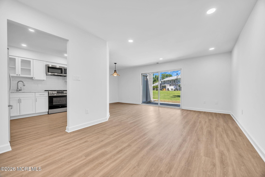 86 Holly Drive - Photo 5