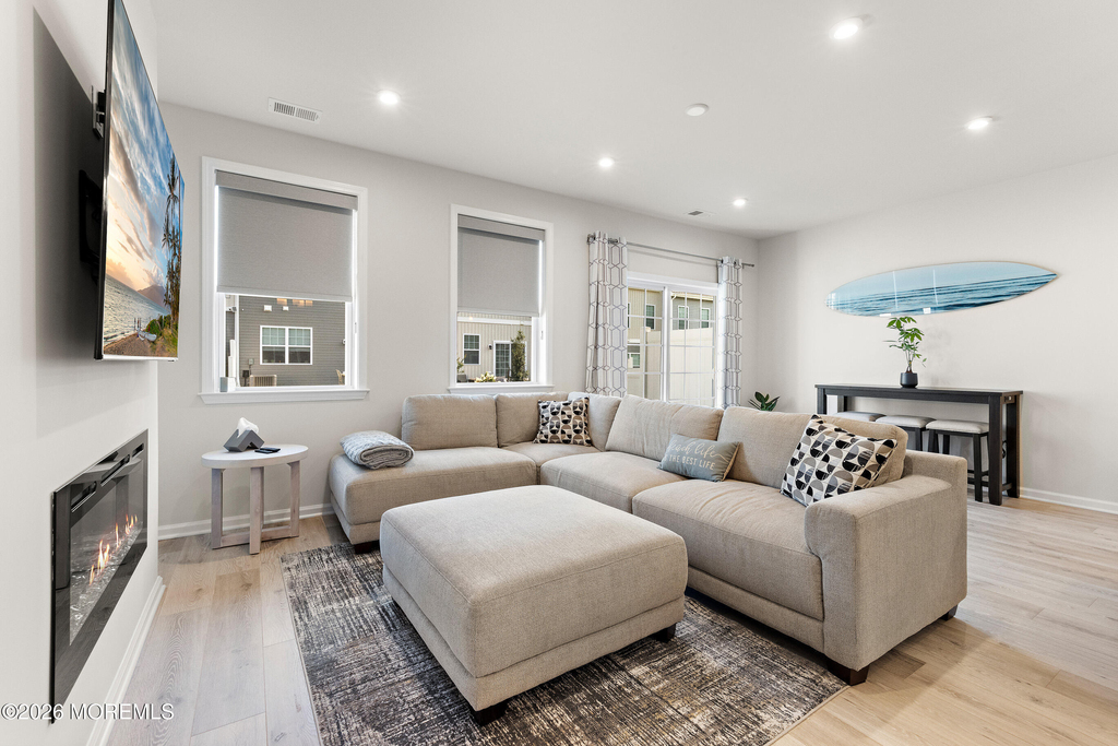 15 Laird Way - Photo 8