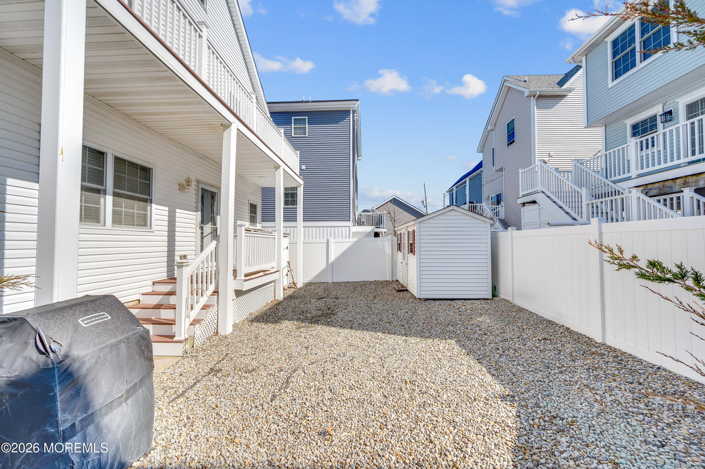 8 Nichols Avenue - Photo 21