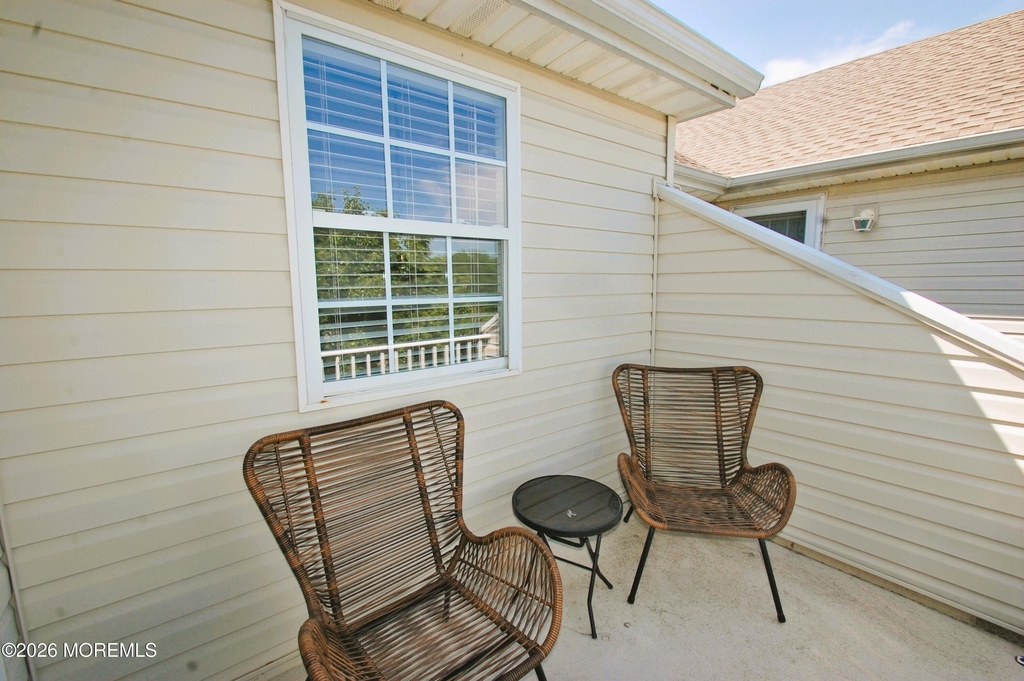 574 Beachway Avenue - Photo 14