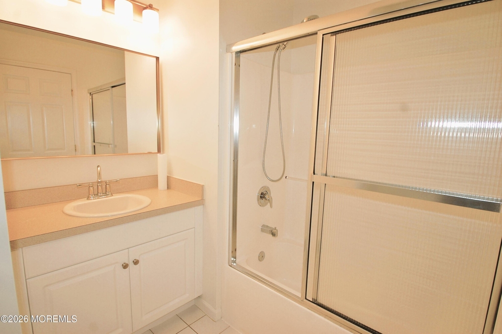 574 Beachway Avenue - Photo 15