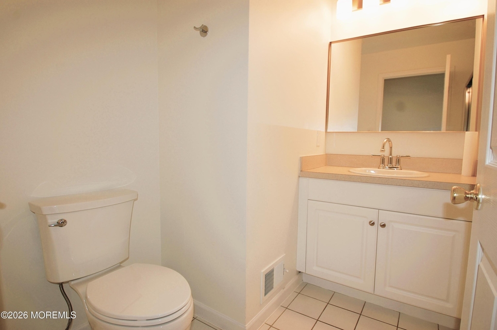 574 Beachway Avenue - Photo 16