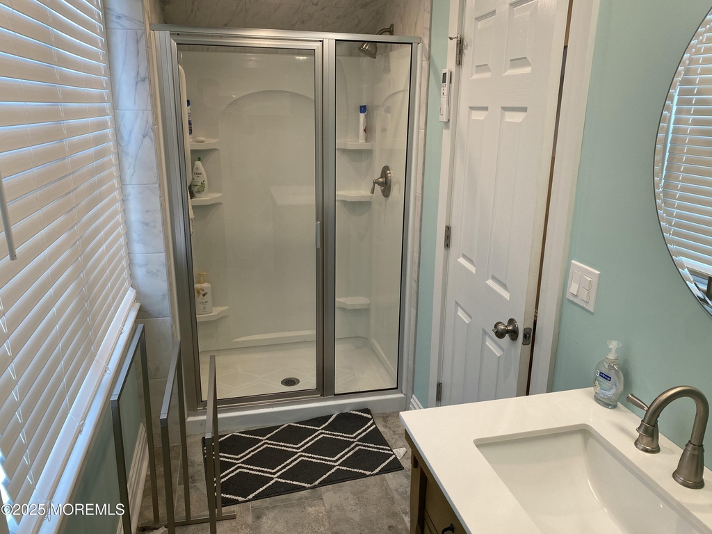 119 18th Avenue - Photo 12