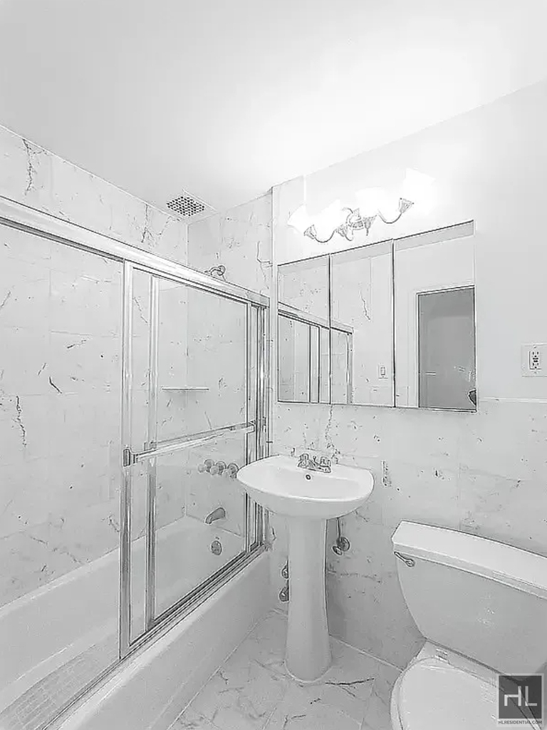 East 83 Street - Photo 3