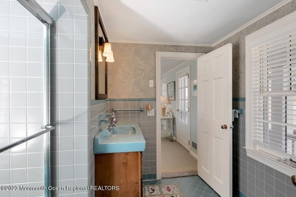 127 Curtis Point Drive - Photo 19