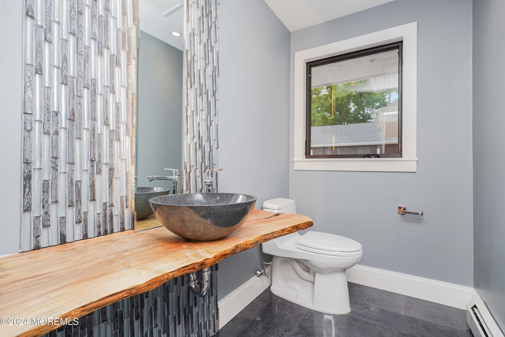828 Kingston Road - Photo 14