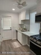 2004 Ocean Avenue N - Photo 11