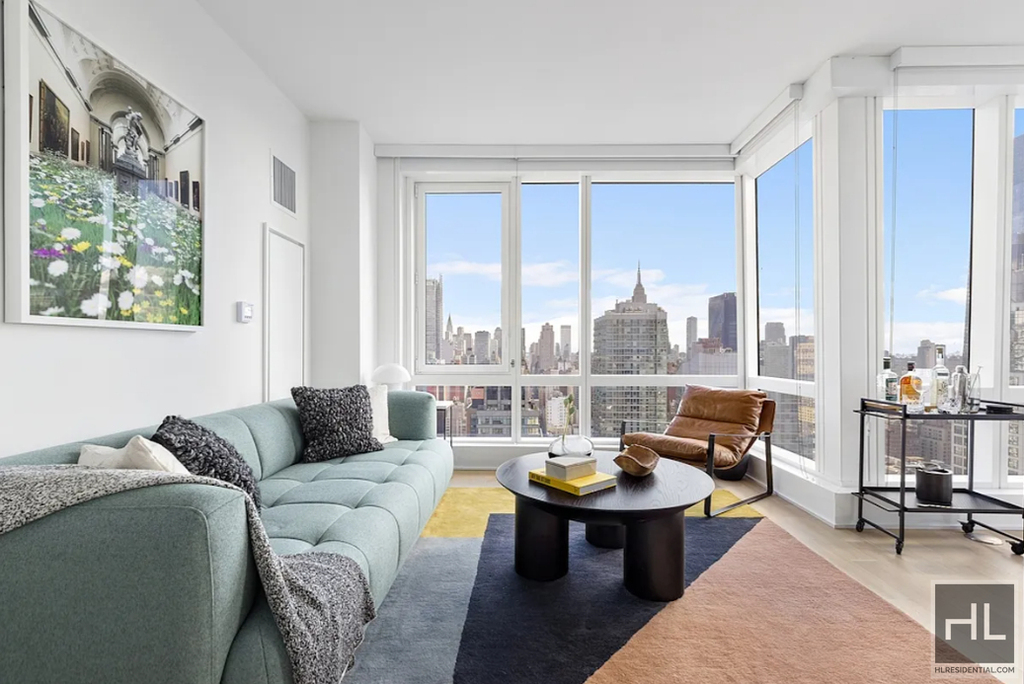 West 38th Street - Photo 0
