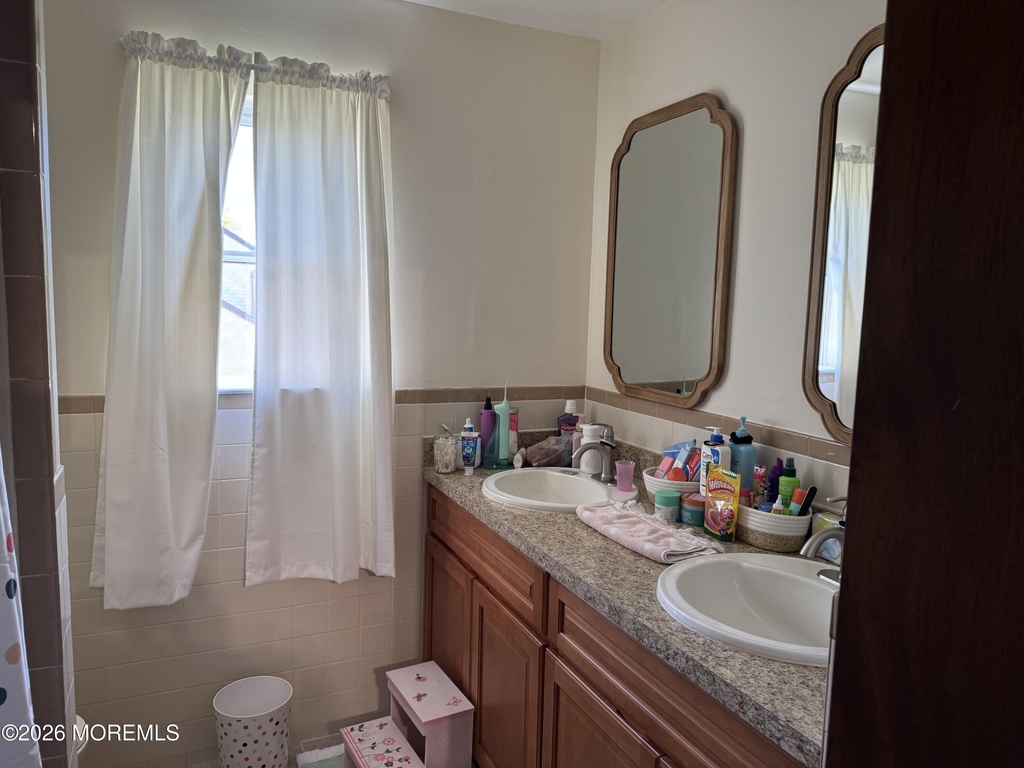425 Main Street - Photo 15