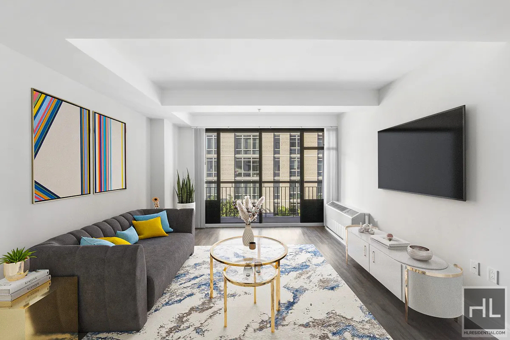 East 91st Street - Photo 0
