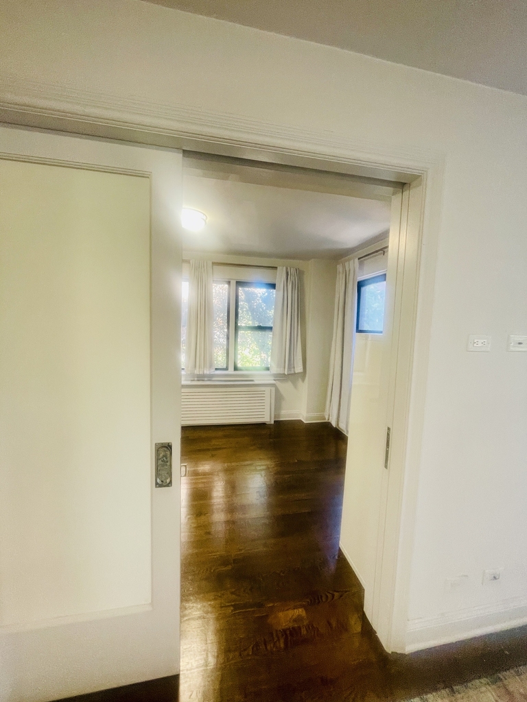 20 Beekman Place, 3D - Photo 1