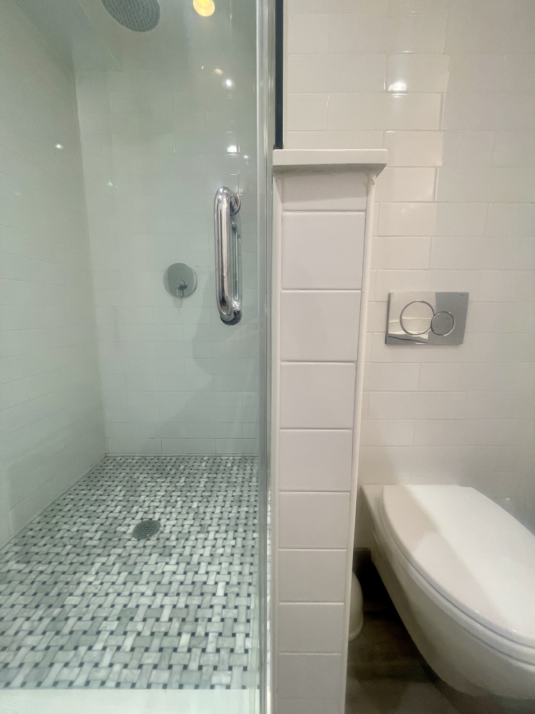 20 Beekman Place, 3D - Photo 17