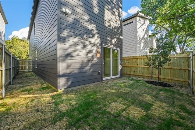 2413 Easley - Photo 22