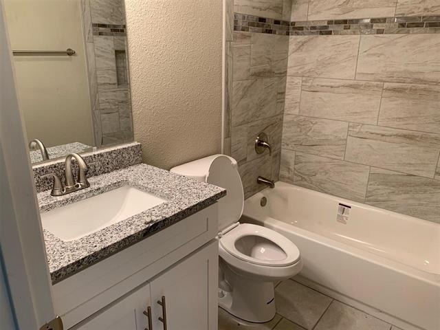406 E Springdale Lane - Photo 4