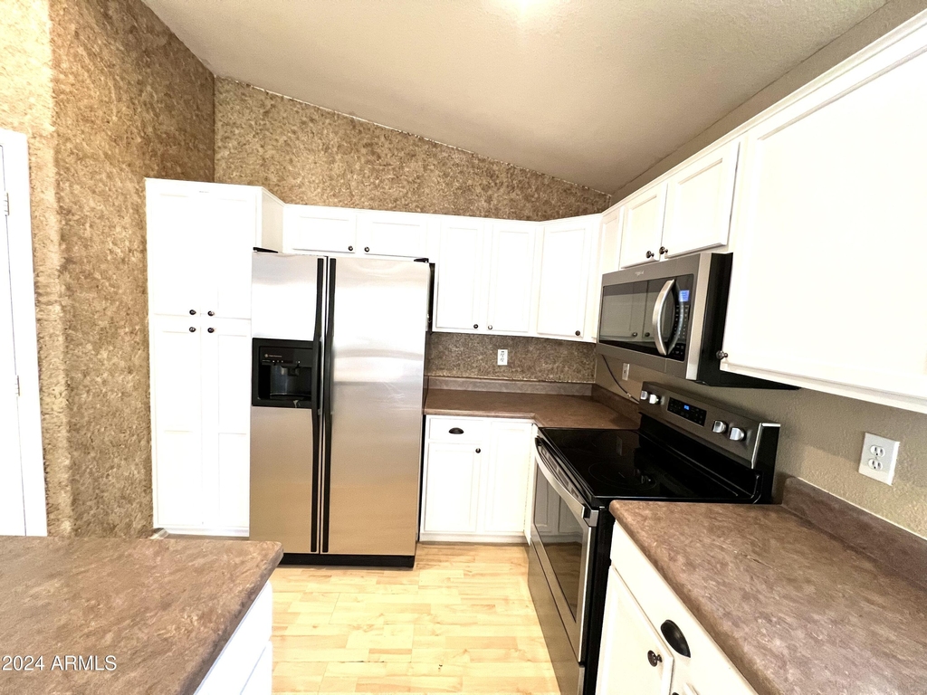11210 E Pronghorn Avenue - Photo 7