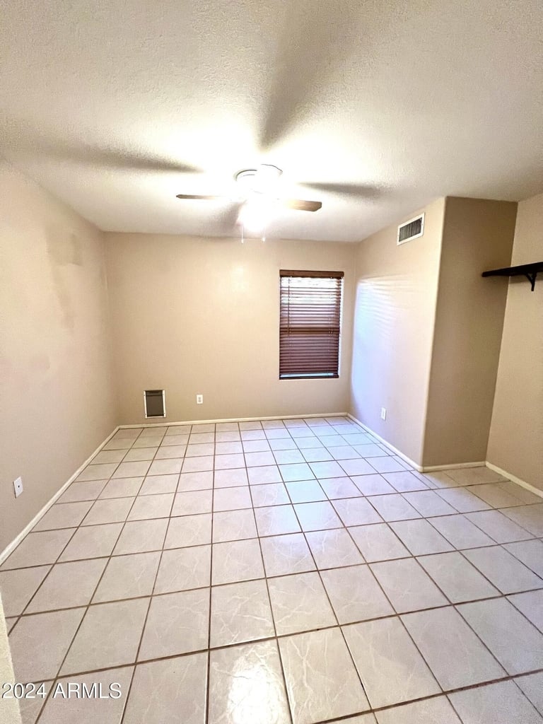 11210 E Pronghorn Avenue - Photo 18