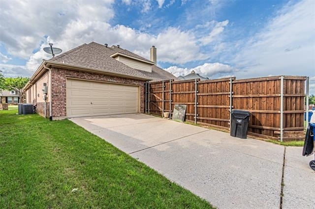 15097 Blakehill Drive - Photo 34