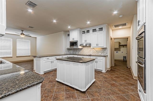15097 Blakehill Drive - Photo 5