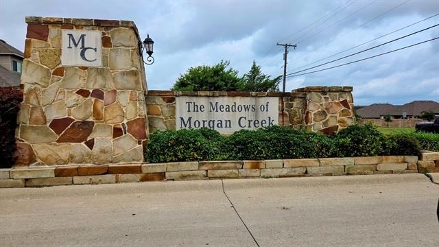 552 Firethorn Drive - Photo 17