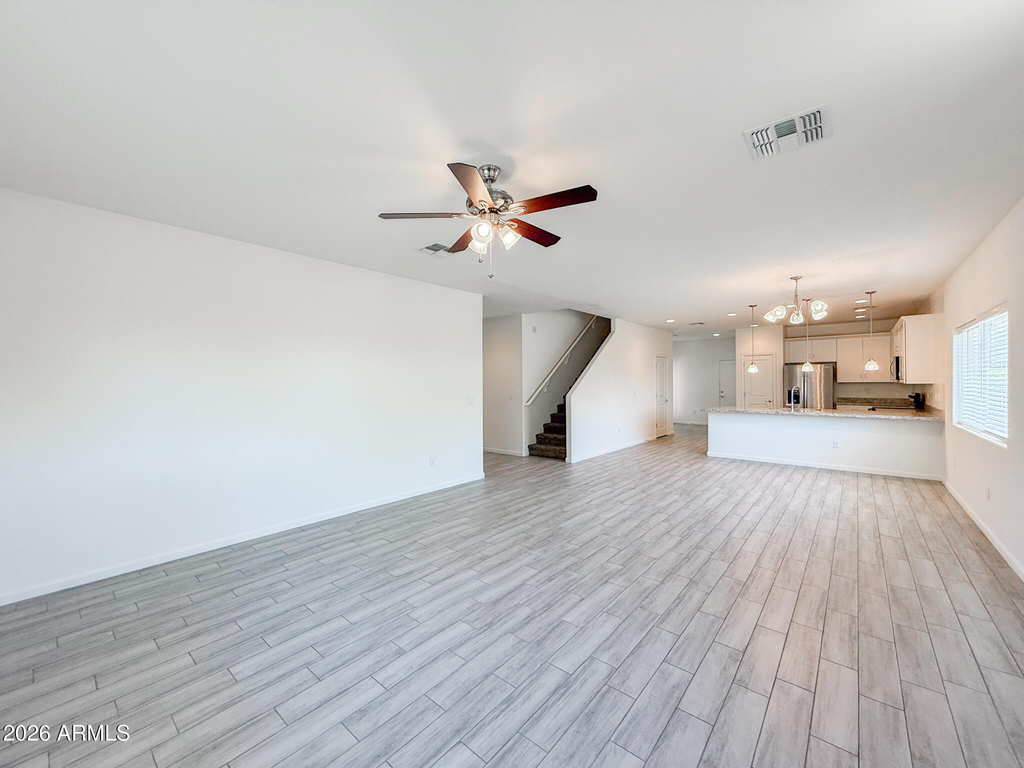 1741 W Pollack Street - Photo 3