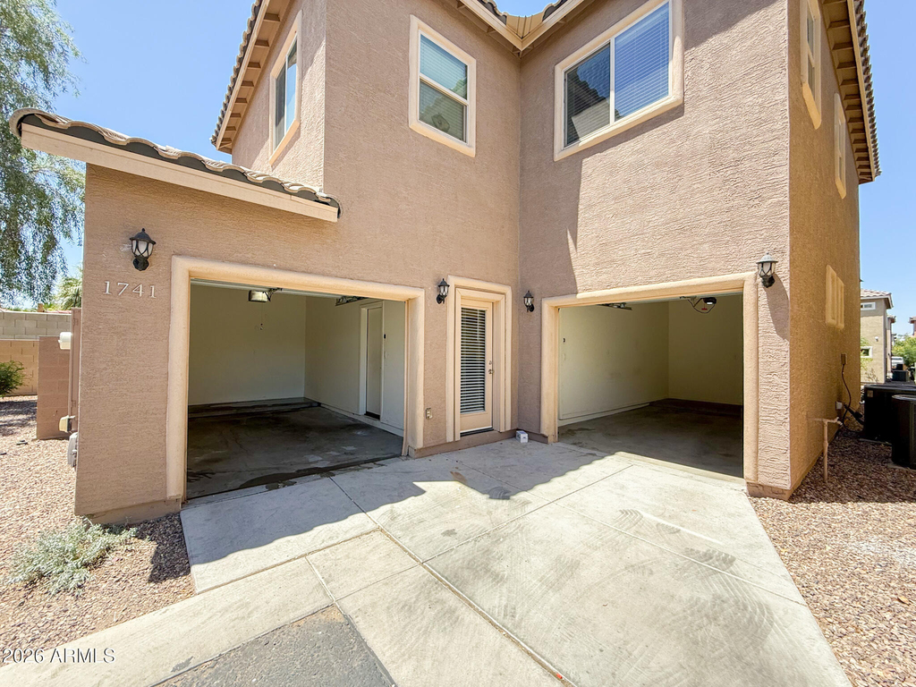 1741 W Pollack Street - Photo 30