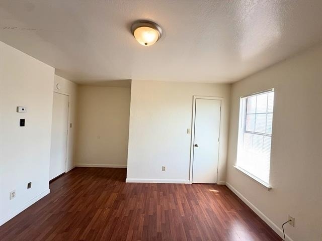 807 W Walnut Street W - Photo 8