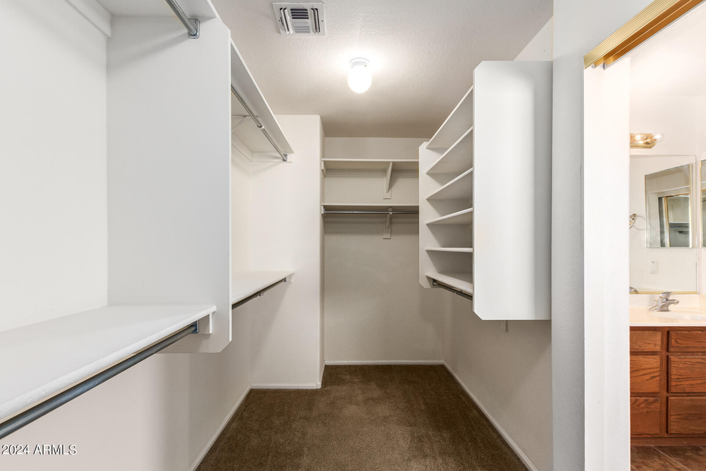 4629 E Augusta Avenue - Photo 34
