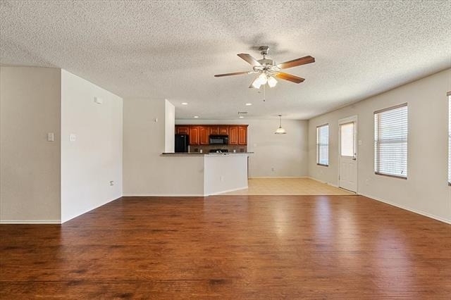 9812 George Washington Drive - Photo 8