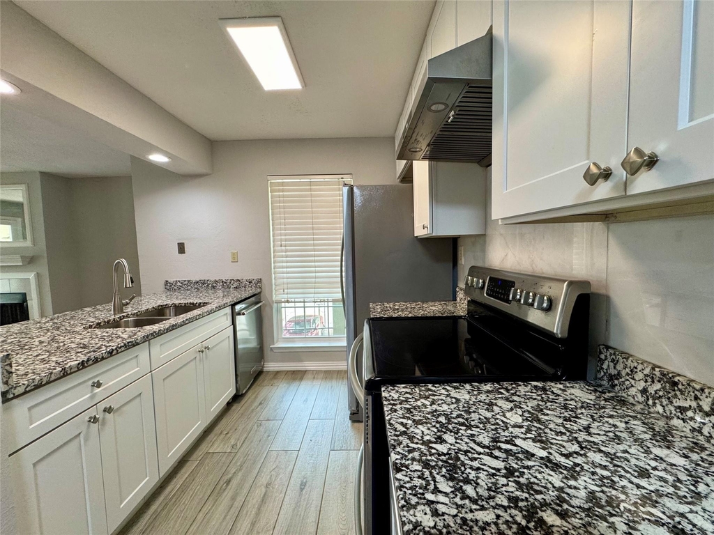 5981 Arapaho Road - Photo 17
