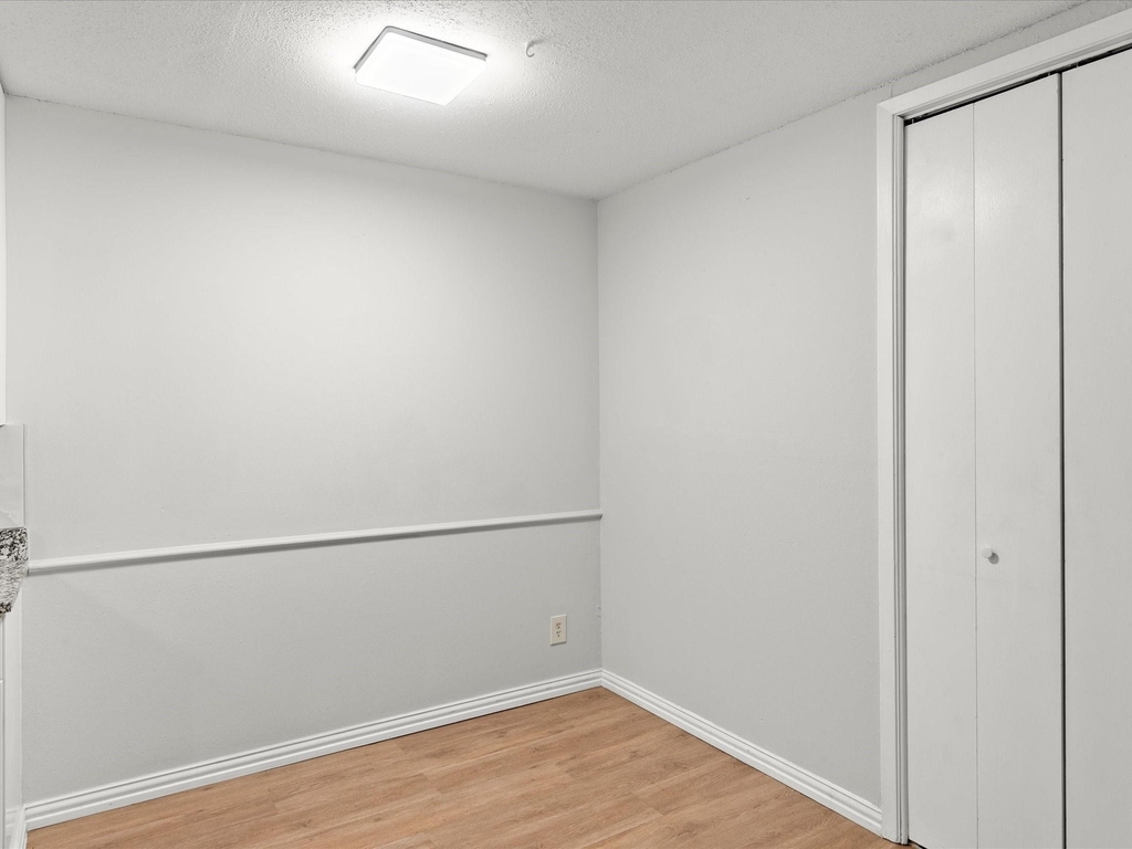 5981 Arapaho Road - Photo 21