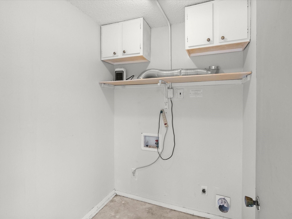 5981 Arapaho Road - Photo 33