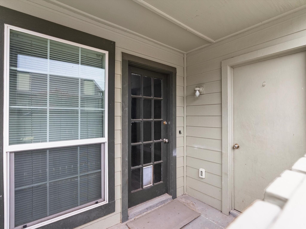 5981 Arapaho Road - Photo 36