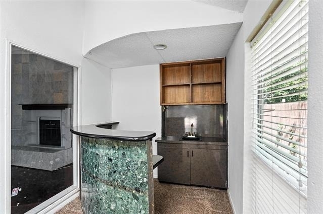 1744 Hartford Drive - Photo 4