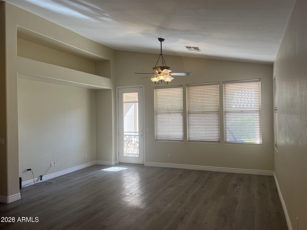 7033 W Irma Lane - Photo 6
