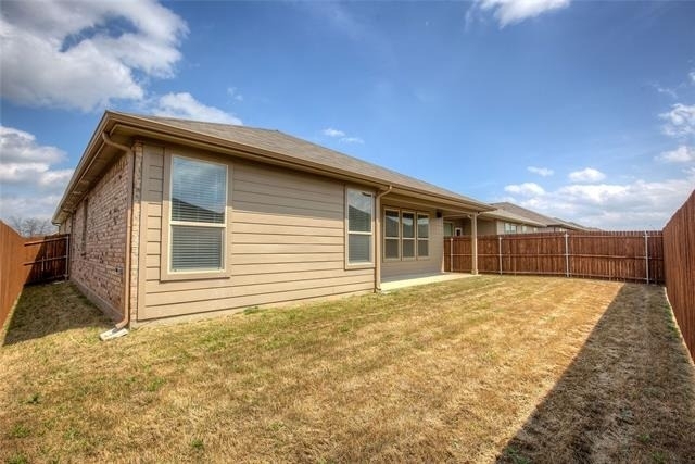 820 Greenford Manor - Photo 39