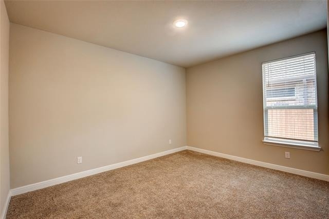 820 Greenford Manor - Photo 33