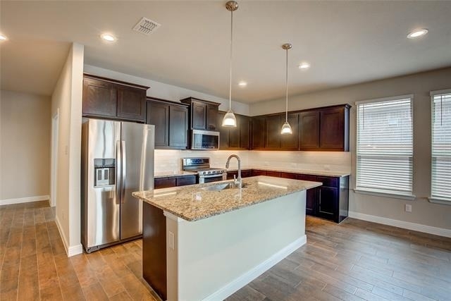 820 Greenford Manor - Photo 7