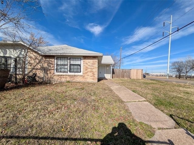 9575 Gonzales Drive - Photo 0