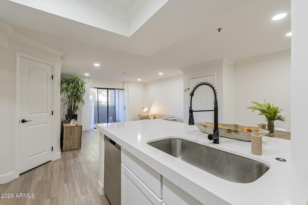 2025 E Campbell Avenue - Photo 16