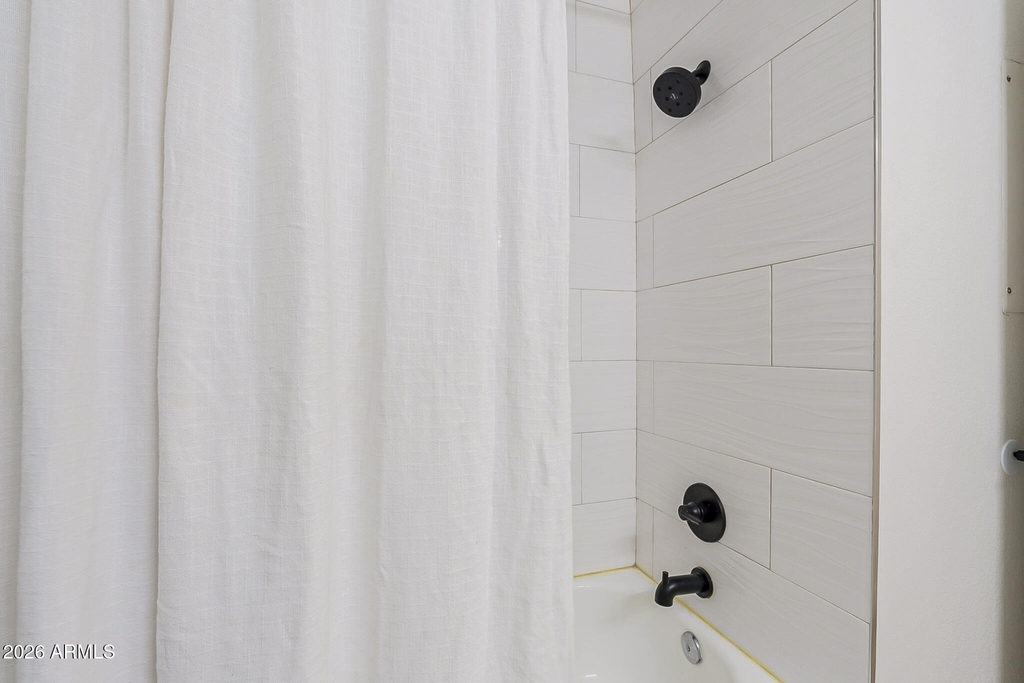 2025 E Campbell Avenue - Photo 10
