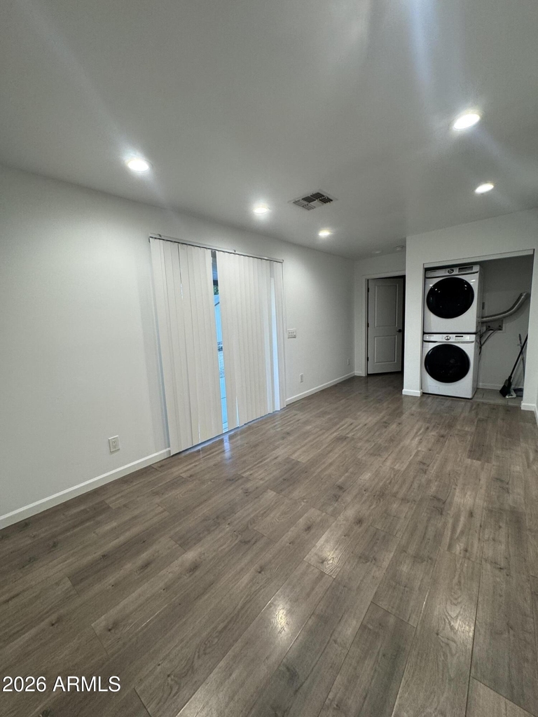 2238 E Mulberry Drive - Photo 16