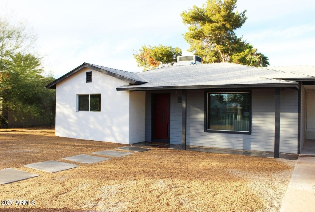 2238 E Mulberry Drive - Photo 21
