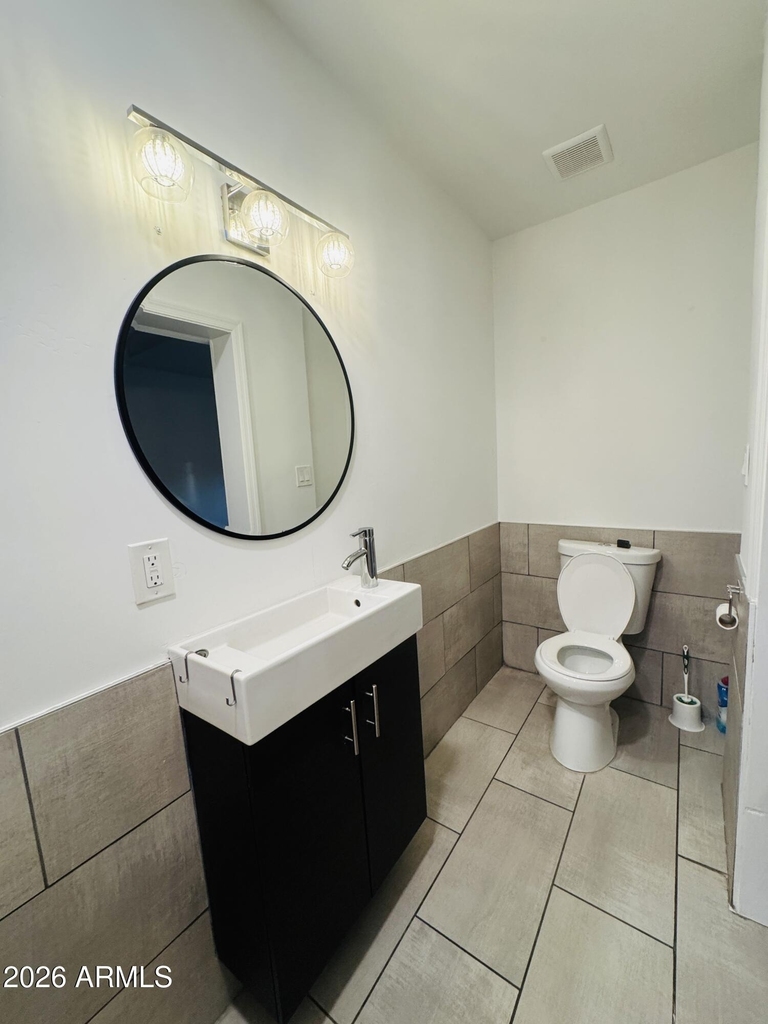 2238 E Mulberry Drive - Photo 18
