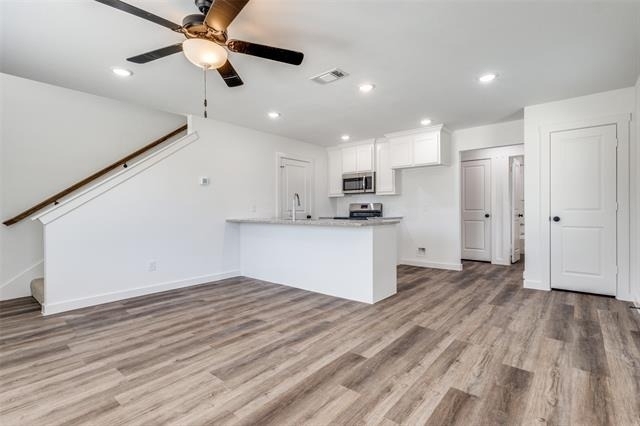 1033 Ray Drive - Photo 1