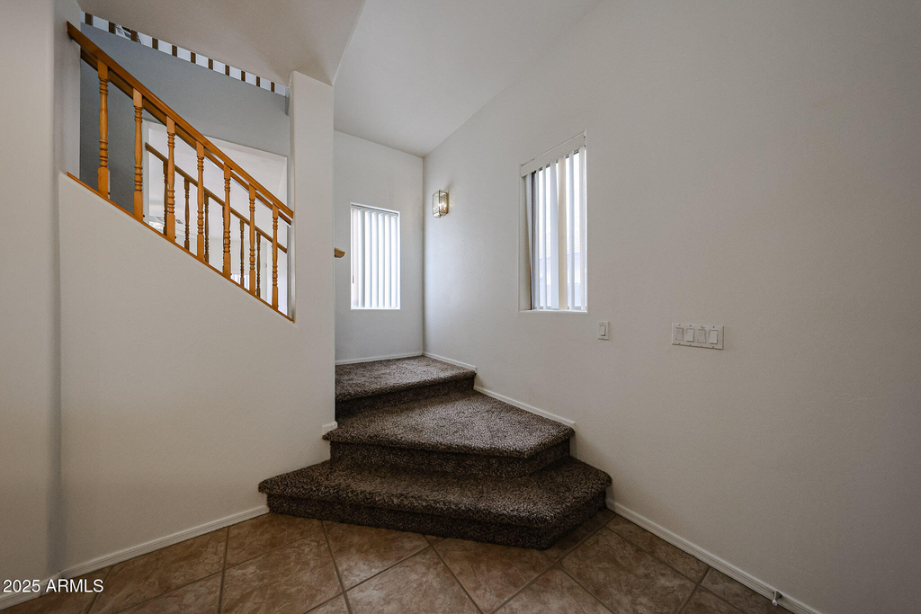 453 N 105th Place - Photo 4