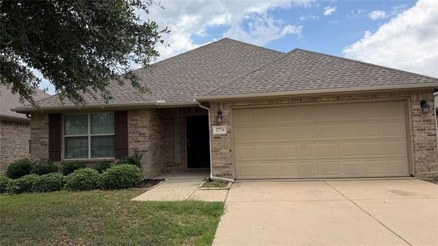 2774 Waterfall Drive - Photo 0