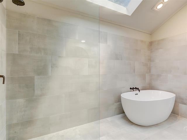 6915 Clearhaven Drive - Photo 18