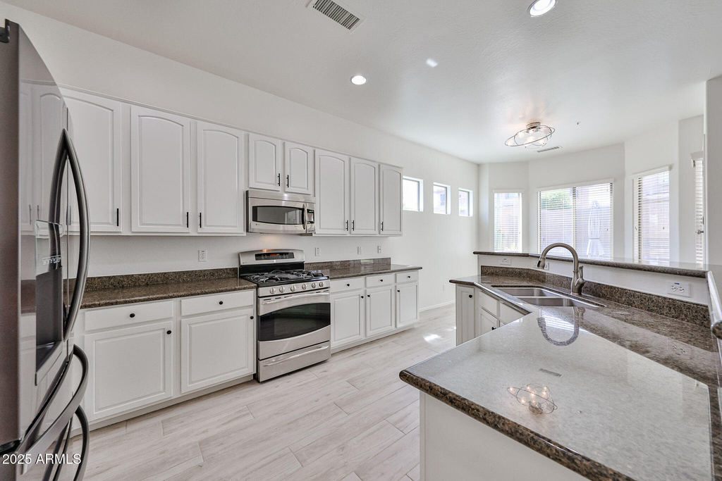 30870 N 125th Drive - Photo 10