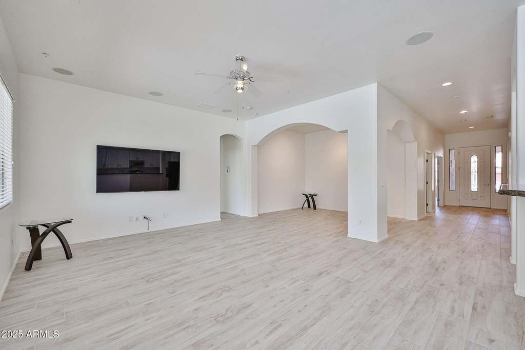 30870 N 125th Drive - Photo 6