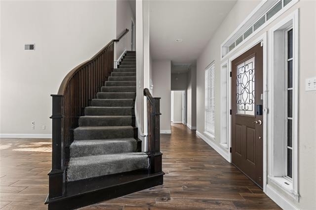 5517 Greenview Court - Photo 1